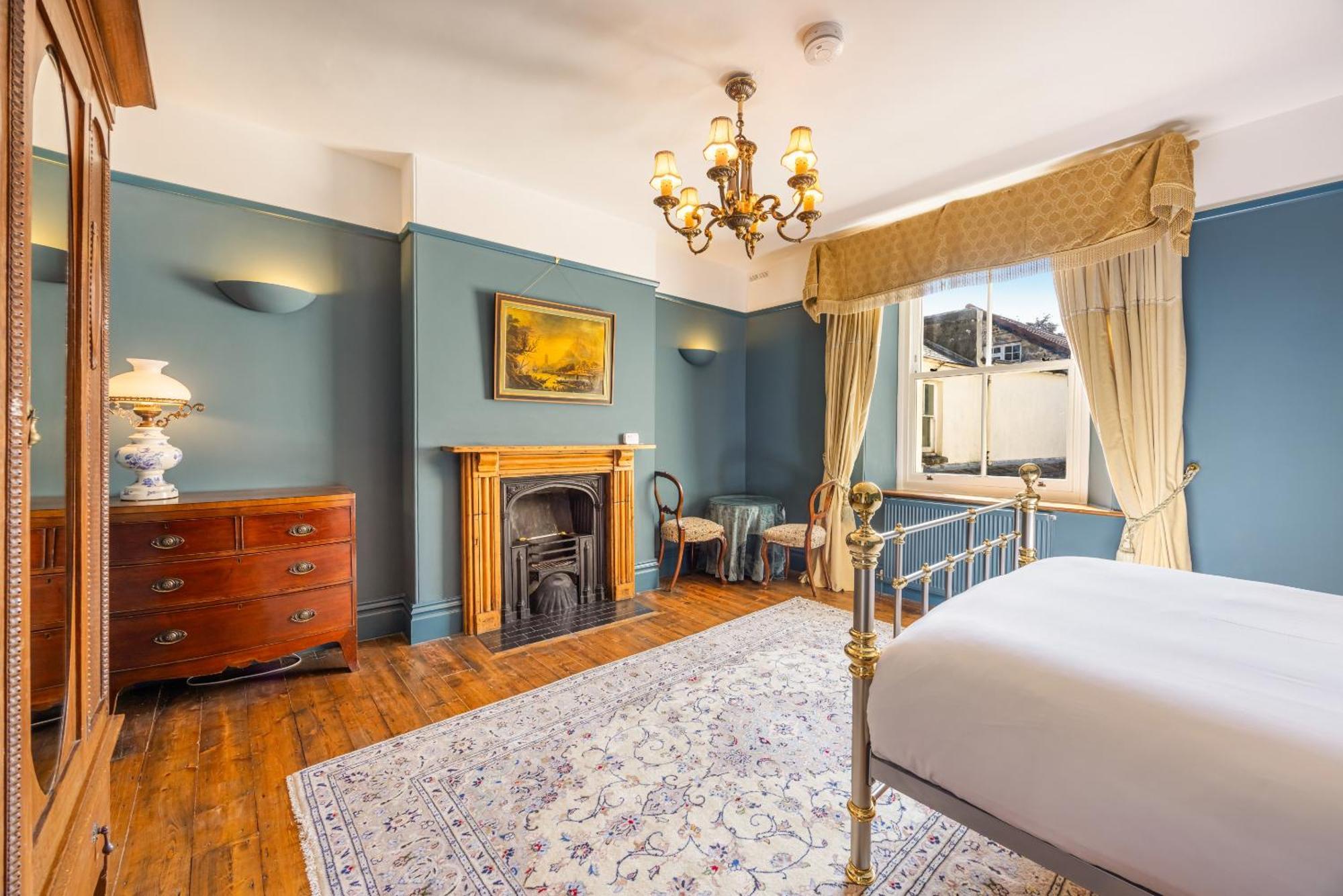 Blue Bliss - Sumptuous, Period Apartment Chagford Exterior foto