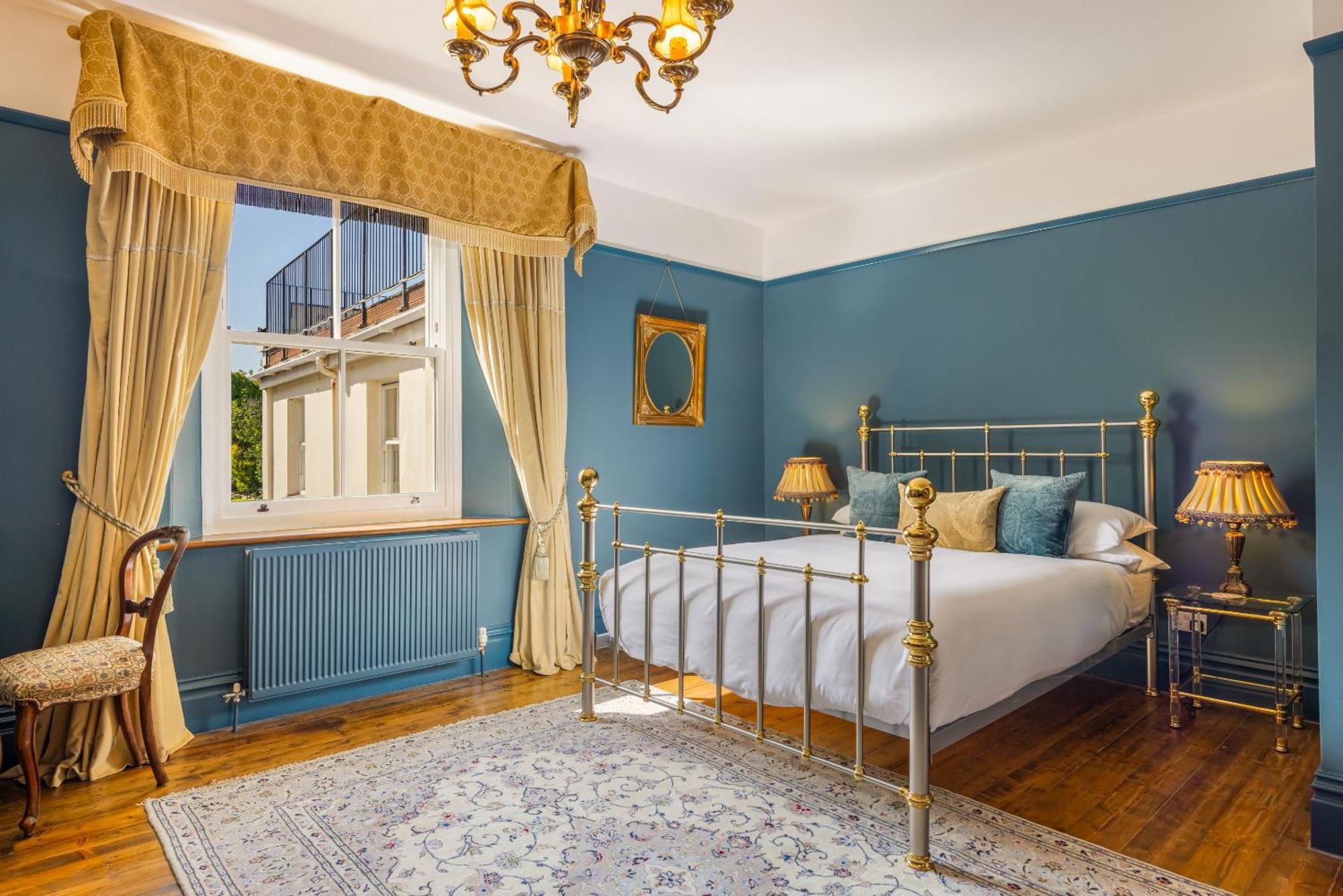 Blue Bliss - Sumptuous, Period Apartment Chagford Exterior foto