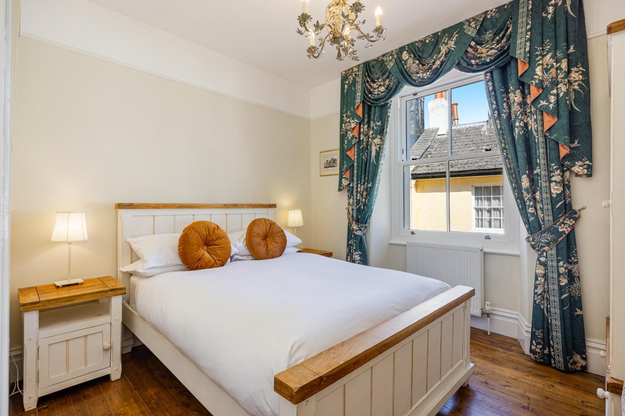 Blue Bliss - Sumptuous, Period Apartment Chagford Exterior foto